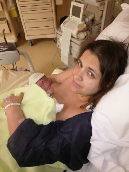 Accouchement maman bébé nouveau né