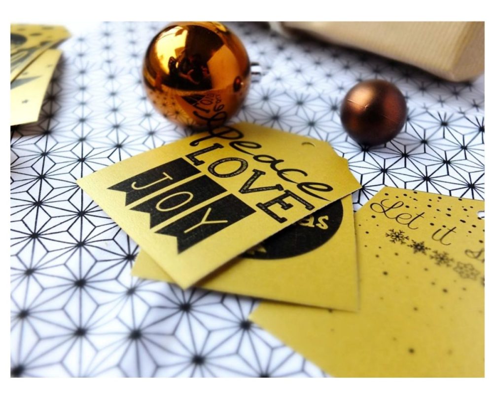 de jolis paquets cadeaux